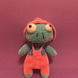 Zombie com um macacão cor-de-rosa